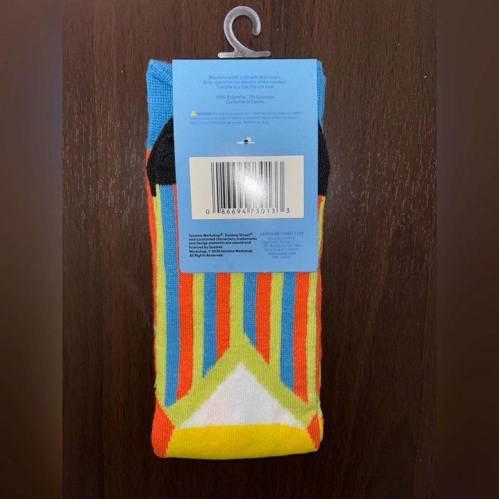 SESAME STREET BERT NOVELTY CREW SOCKS NWT MEN’S SHOE SIZE 6.5-12